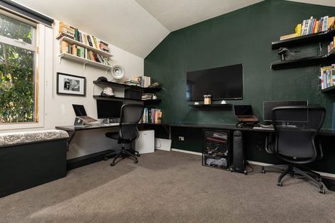 Photo of property in 5 Loach Road, Hawea Flat, Wanaka, 9382