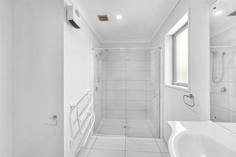 Photo of property in 6 Cameron Crescent, Rolleston, 7614