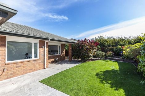 Photo of property in 21 Puhara Avenue, Parklands, Christchurch, 8083