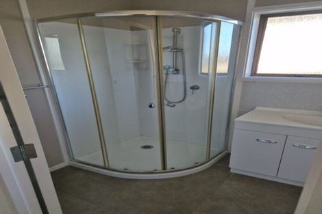 Photo of property in 1/45 Queen Street, Pukekohe, 2120