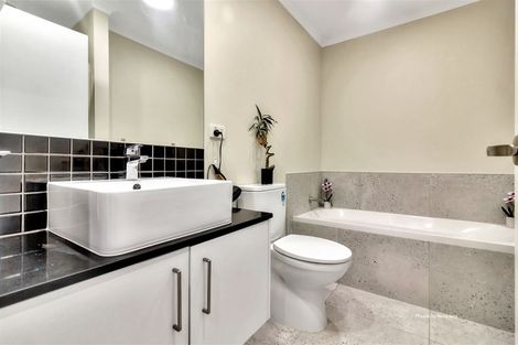 Photo of property in 21 Kare Ariki Place, Pukekohe, 2120