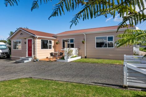 Photo of property in 5a High Street West, 4320