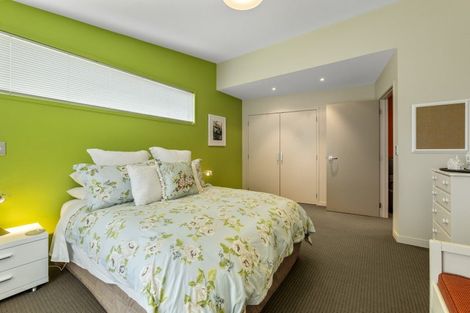 Photo of property in 10 Olivia Street, Stratford, 4332