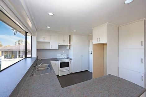 Photo of property in 32 Awamoa Road, Holmes Hill, Oamaru, 9401