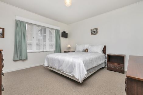 Photo of property in 126 Hutchinson Avenue, New Lynn, Auckland, 0600