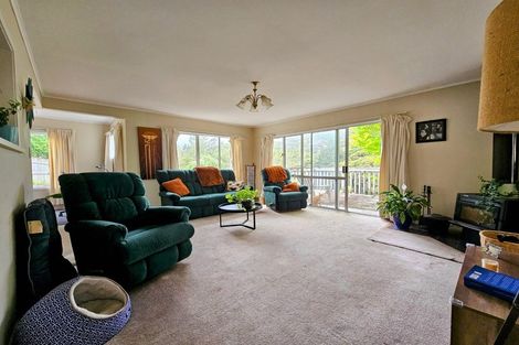 Photo of property in 50 Postgate Drive, Whitby, Porirua, 5024