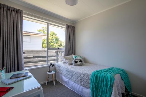 Photo of property in 8 Carbery Place, Manurewa, Auckland, 2102