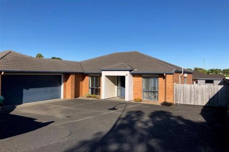 Photo of property in 15 Nier Place, East Tamaki Heights, Auckland, 2016