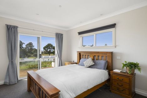 Photo of property in 13 Otaraia Road, Riversdale Beach, Masterton, 5872