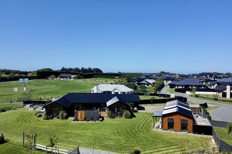 Photo of property in 9 Court Of Ascot, Seaward Bush, Invercargill, 9812