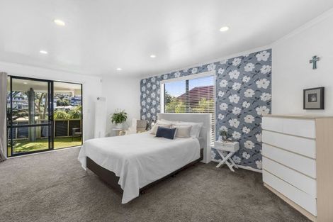 Photo of property in 16a Valley Road, Browns Bay, Auckland, 0630