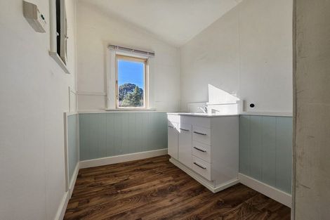 Photo of property in 14 Collins Street, Blaketown, Greymouth, 7805