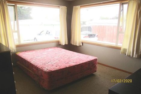 Photo of property in 92 Frensham Crescent, Woolston, Christchurch, 8062