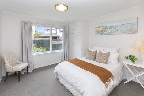 Photo of property in 11 Colina Street, Avonhead, Christchurch, 8042