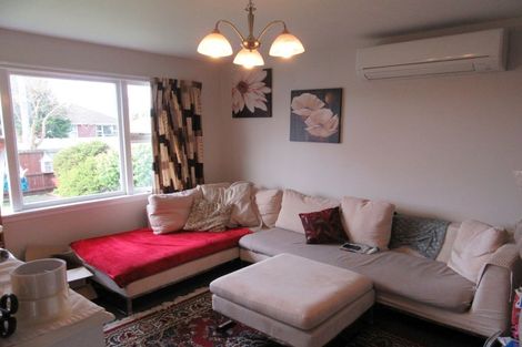 Photo of property in 19 Pinehurst Crescent, Russley, Christchurch, 8042