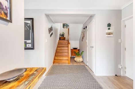 Photo of property in 910b Papamoa Beach Road, Papamoa Beach, Papamoa, 3118