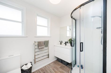 Photo of property in 32 Leicester Street, Terrace End, Palmerston North, 4410