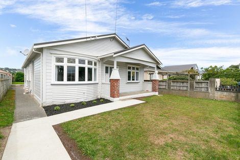Photo of property in 52 Miro Street, Miramar, Wellington, 6022
