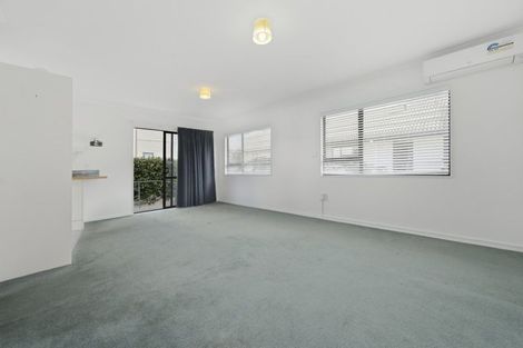 Photo of property in 8e Heath Street, Mount Maunganui, 3116