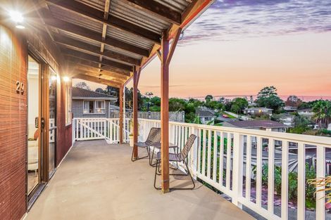 Photo of property in 1/29 Kemp Road, Massey, Auckland, 0614