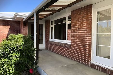 Photo of property in 11 Worthy Street, Ilam, Christchurch, 8041