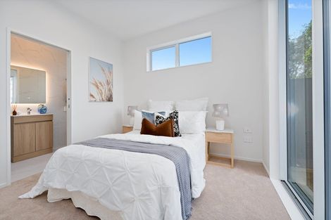 Photo of property in 80e Matipo Road, Te Atatu Peninsula, Auckland, 0610