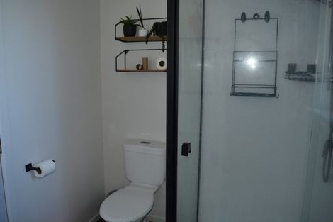 Photo of property in 446 Carrington Street, Upper Vogeltown, New Plymouth, 4310