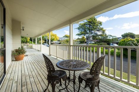 Photo of property in 4 Padfield Place, Havelock North, 4130