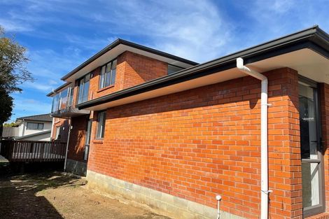 Photo of property in 8 Gordon Stanley Drive, Massey, Auckland, 0614