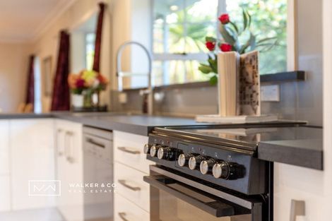 Photo of property in 51 Brentwood Street, Trentham, Upper Hutt, 5018