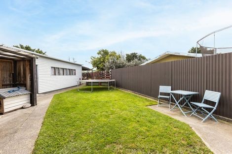 Photo of property in 10 Wallis Place, Onekawa, Napier, 4110