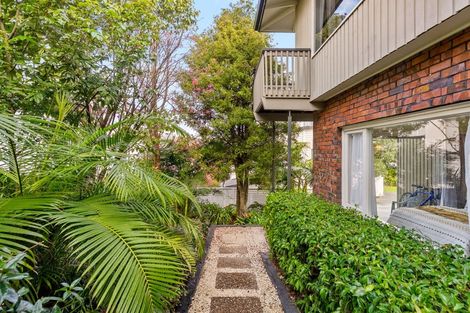 Photo of property in 21 Hastings Road, Mairangi Bay, Auckland, 0630