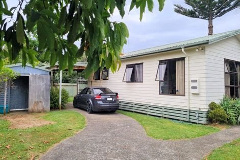 Photo of property in 8a Nicholas Avenue, Whitianga, 3510