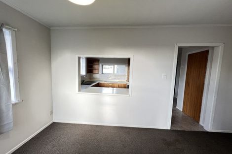 Photo of property in 25 Marewa Street, Te Atatu South, Auckland, 0610