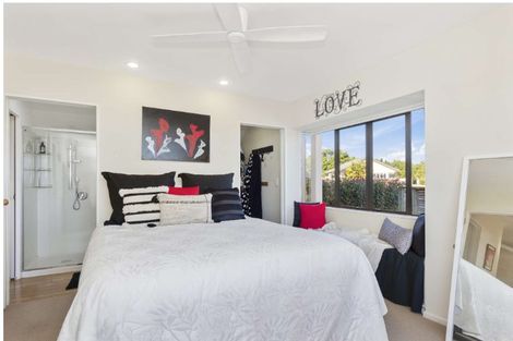 Photo of property in 9 Astor Place, Welcome Bay, Tauranga, 3112