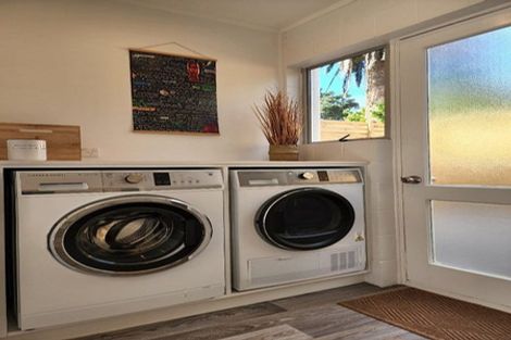 Photo of property in 48a Pitcairn Street, Oakura, 4314