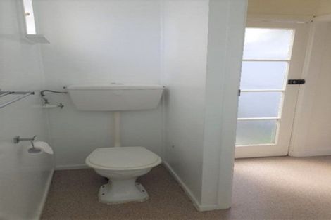 Photo of property in 10a Blease Street, New Lynn, Auckland, 0600