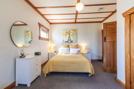 Photo of property in 11 Seyton Street, Stratford, 4332