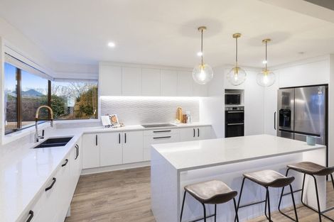 Photo of property in 54 Regency Crescent, Redwood, Christchurch, 8051