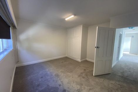 Photo of property in 23a Waiwera Place, Waiwera, Orewa, 0994
