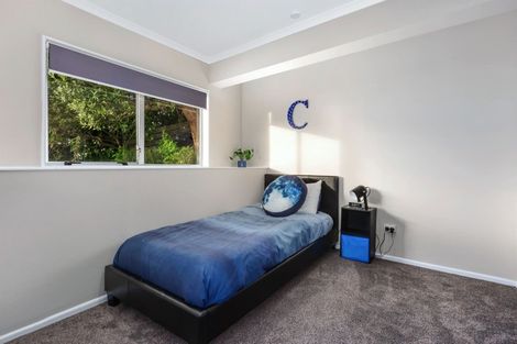 Photo of property in 76 Mercury Way, Whitby, Porirua, 5024