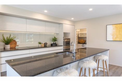 Photo of property in 86 Oakgrove Drive, Rangiora, 7400