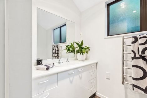 Photo of property in 14 Lascelles Street, Saint Martins, Christchurch, 8022