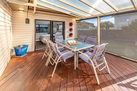 Photo of property in 10 Okiwa Terrace, Waiinu Beach, Whanganui, 4588
