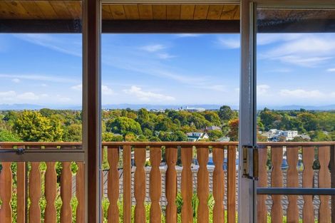 Photo of property in 365 Centaurus Road, Hillsborough, Christchurch, 8022