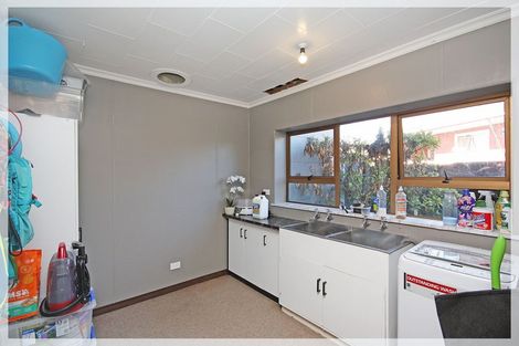 Photo of property in 30a Avenue Road, Foxton, 4814