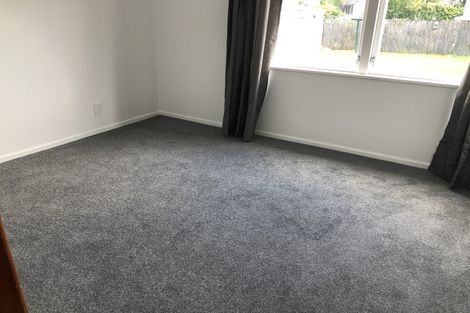 Photo of property in 17 Glen Norman Avenue, Henderson, Auckland, 0610