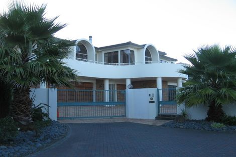 Photo of property in 29 Courtneys, West Harbour, Auckland, 0618