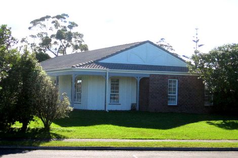 Photo of property in 26 Maygrove Drive, Orewa, 0931