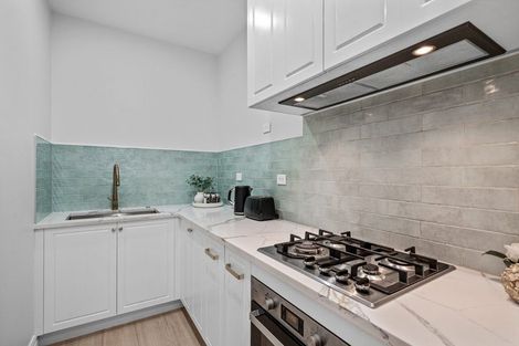 Photo of property in 9 Fisk Road, Pukekohe, 2120
